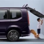 Power Tailgate with Memory Multi-Angle Adjustment