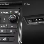 Tri-Zone Automatic Air Conditioner with Plasmacluster Technology